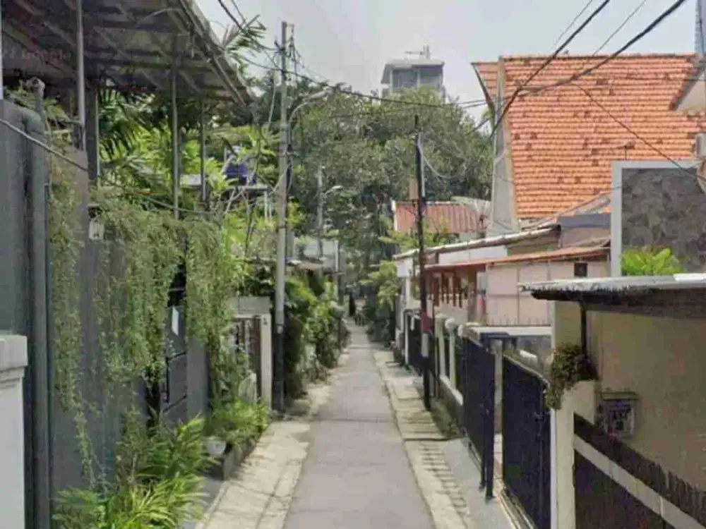 Rumah cocok untuk kost di Purwodadi Menteng Jakarta Pusat