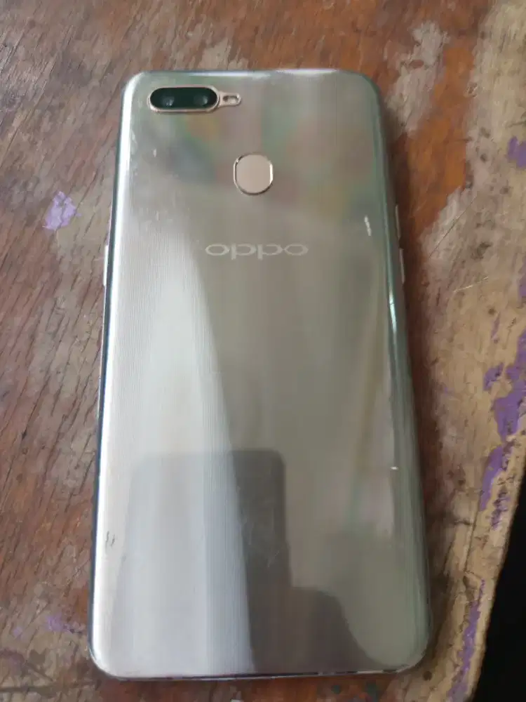 Oppo A7 ram 4/64gb
