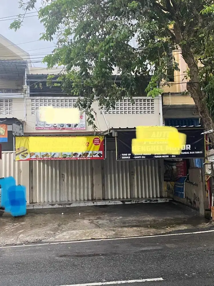 Di jual 2 ruko . Shm . Lantai 2 .