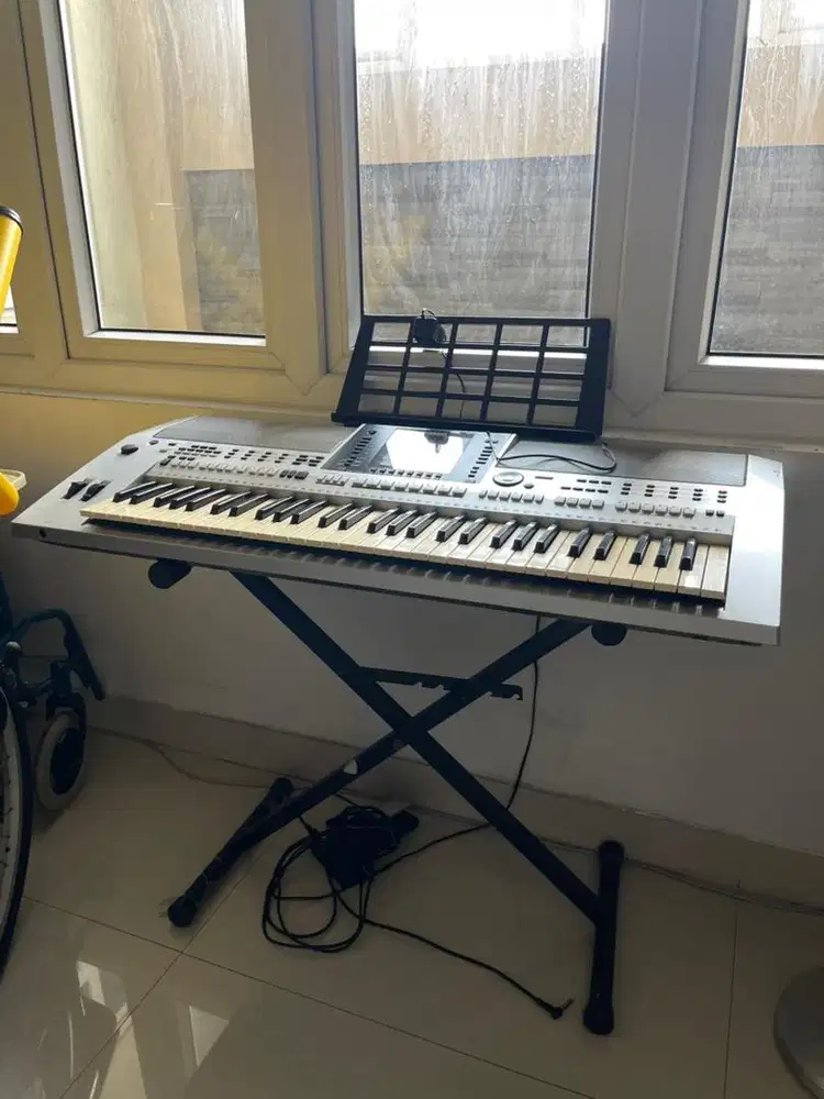 Dijual piano Yamaha PSR-S900 Keyboard Arranger  Siap Pakai