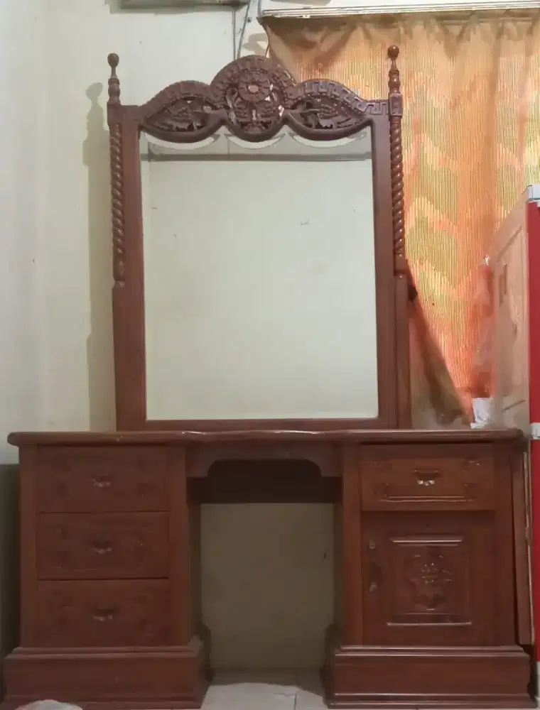 di jual meja rias + kursi ukir kayu jati