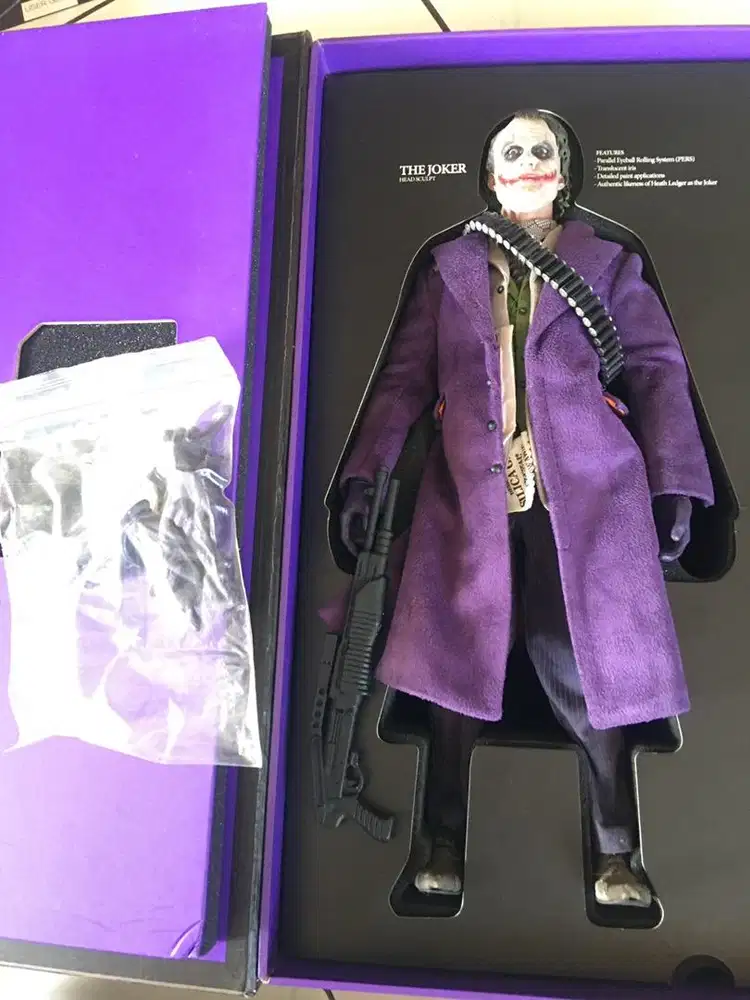 the joker ( hottoys )
