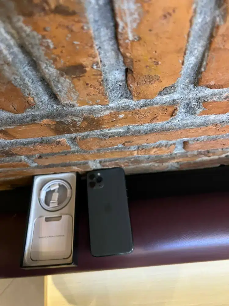 iphone 11 pro 256gb hanya satu saja