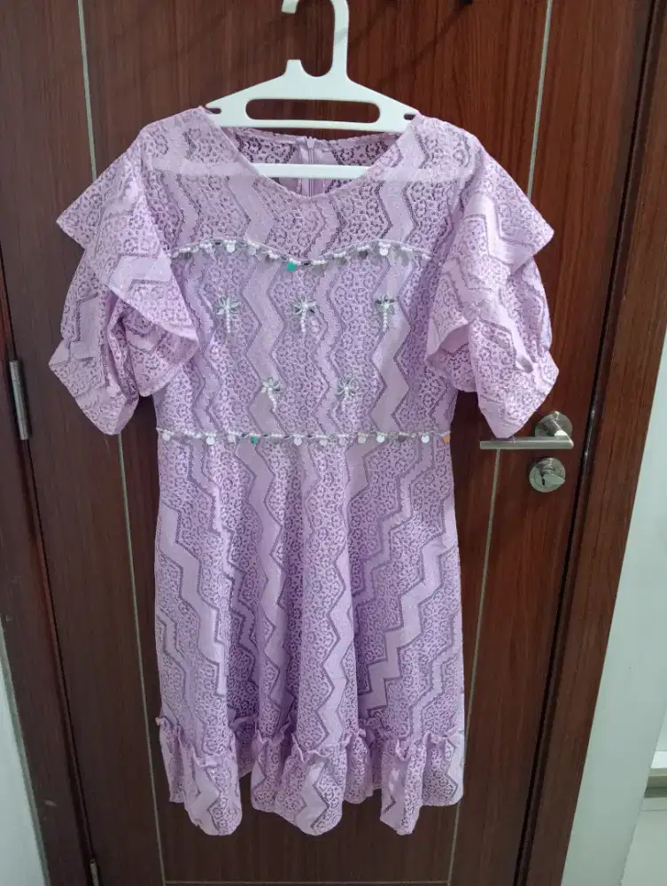 Dress Pesta (Baru dipakai 1 kali)