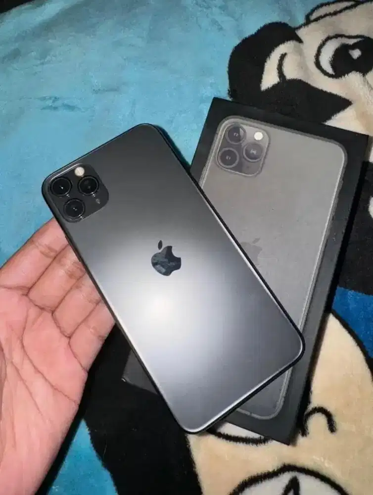 Dijual iphone 11 promax 256GB