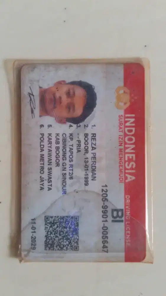 Cari pekerjaan Driver SIM B1 pengalaman 6thn menjadi driver