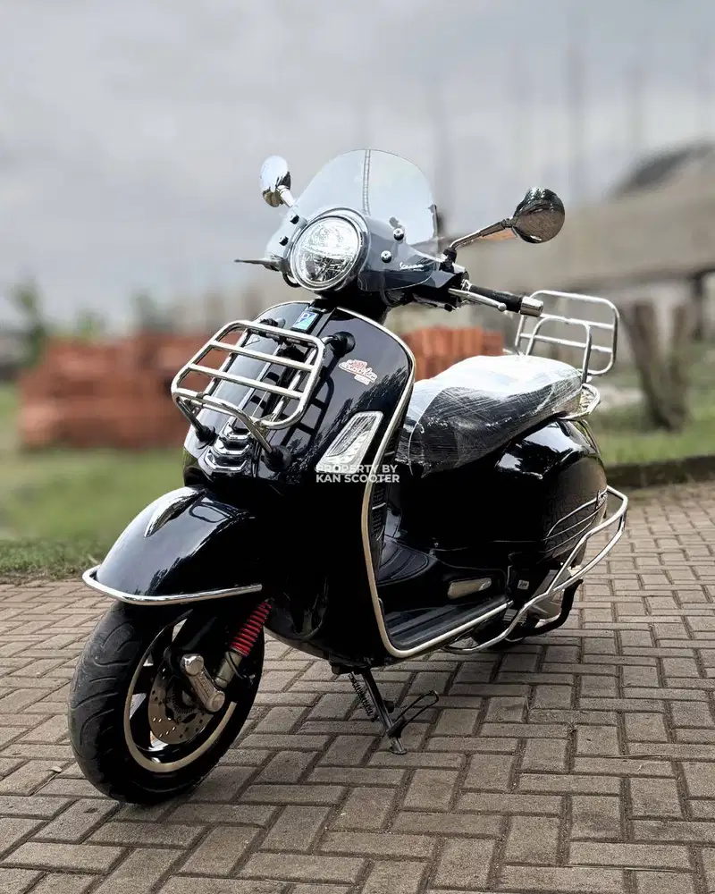 JUAL MURAH VESPA GTS 150 IGET ABS 4V FACELIFT 2019 MULUS