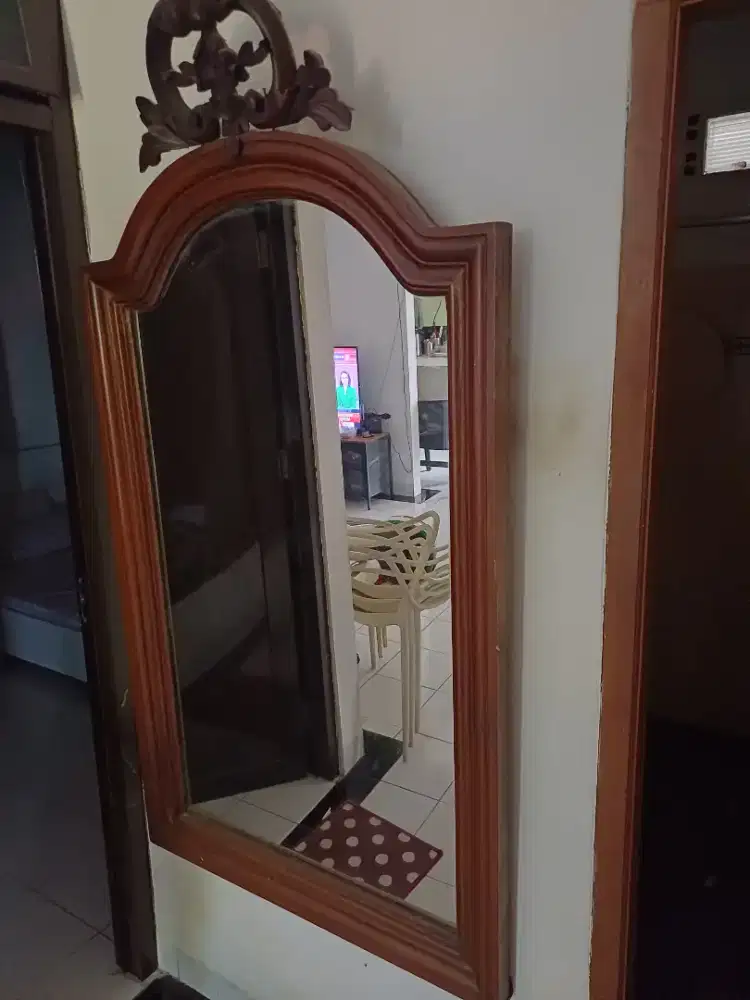 Kaca gantung kraton jati tua