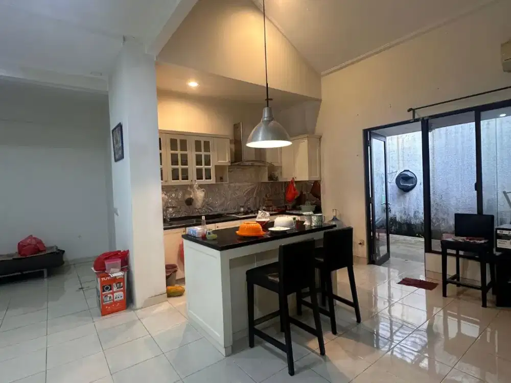 Dijual Rumah Cluster Newton Posisi Hoek Furnished