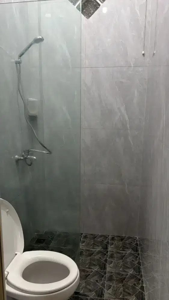 Tukang Pasang Quadra, Marmer, Granit. Kontraktor Bangun Rumah Mewah