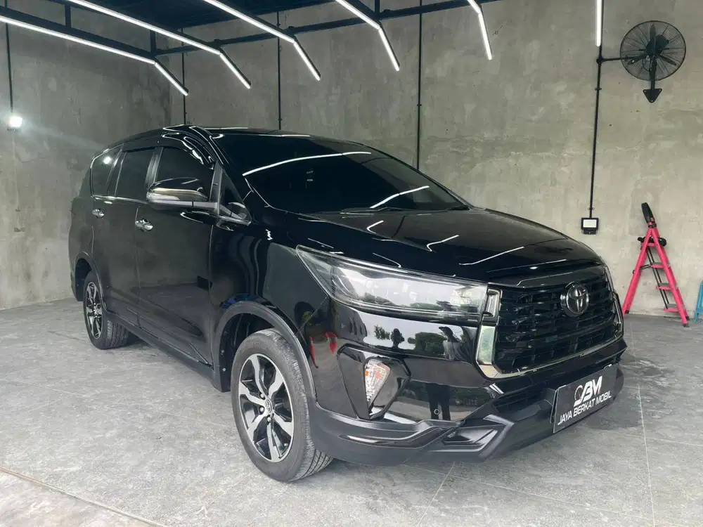 TOYOTA INNOVA 2.4 VENTURER 2021