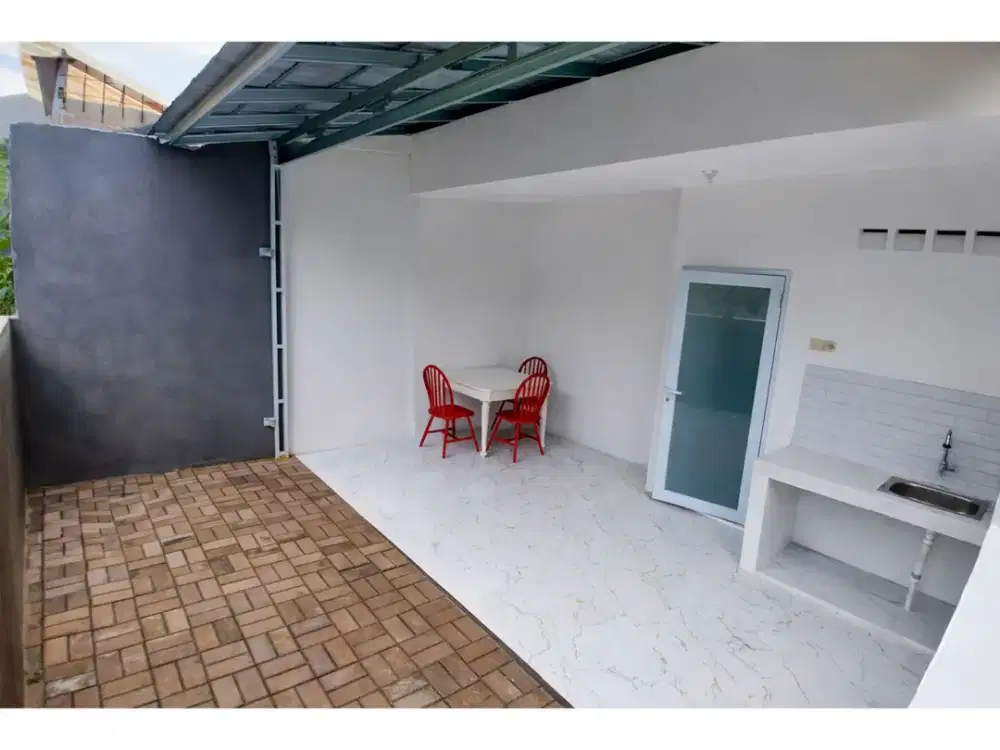 DISEWA RUMAH TAHUNAN BARU RENOV SEMI FURNISH DI AZ ZIKRA SENTUL CITY SSR747