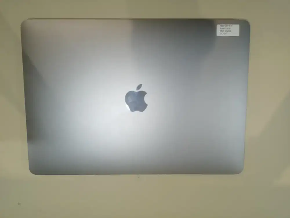 Jual Macbook Pro Touch Bar i7/16/512