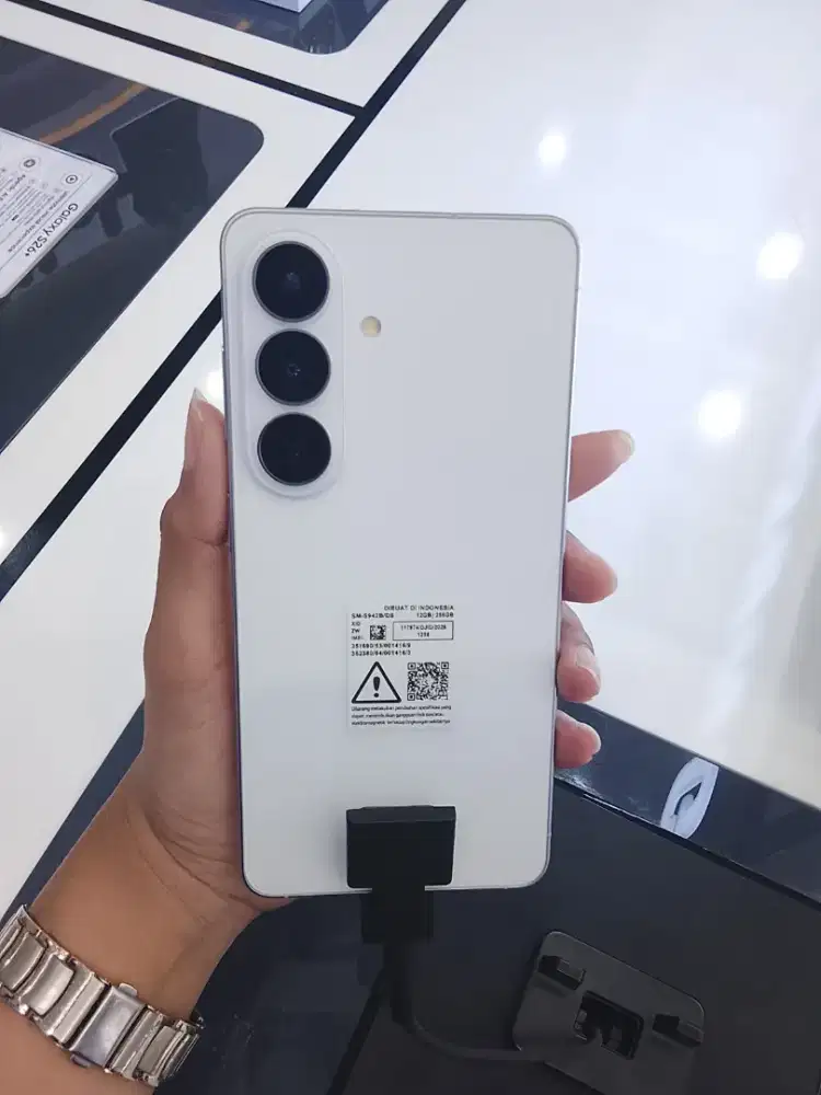 Samsung galaxy S26 Terbaru RAM 12 ROM 256 GB