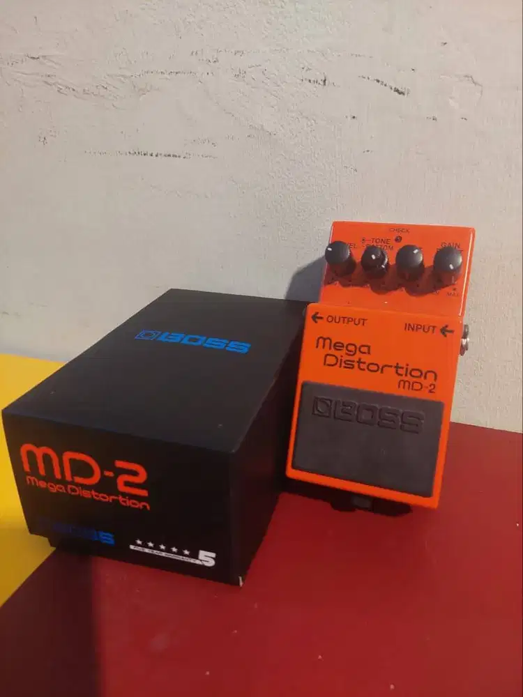DI JUAL-PEDAL EFFECT-BOSS-MEGA DISTORTION 2