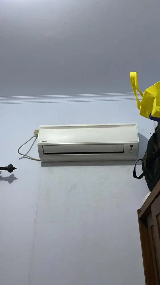 AC Daikin 1/2 PK Bekas