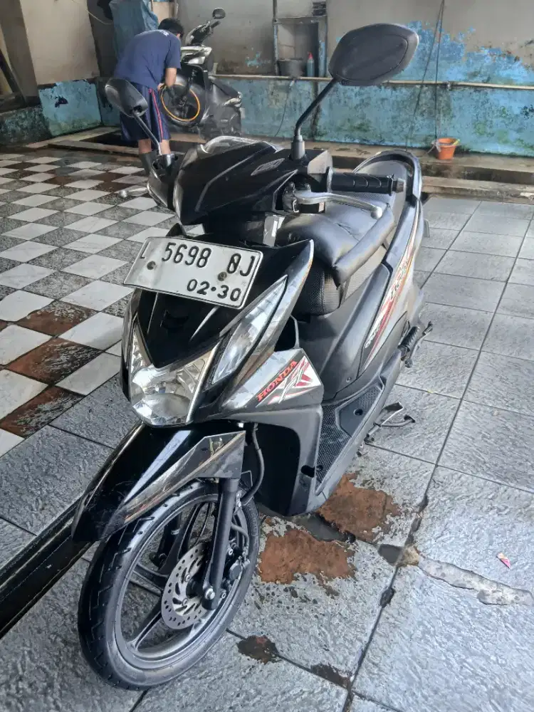 Jual honda beat plat L