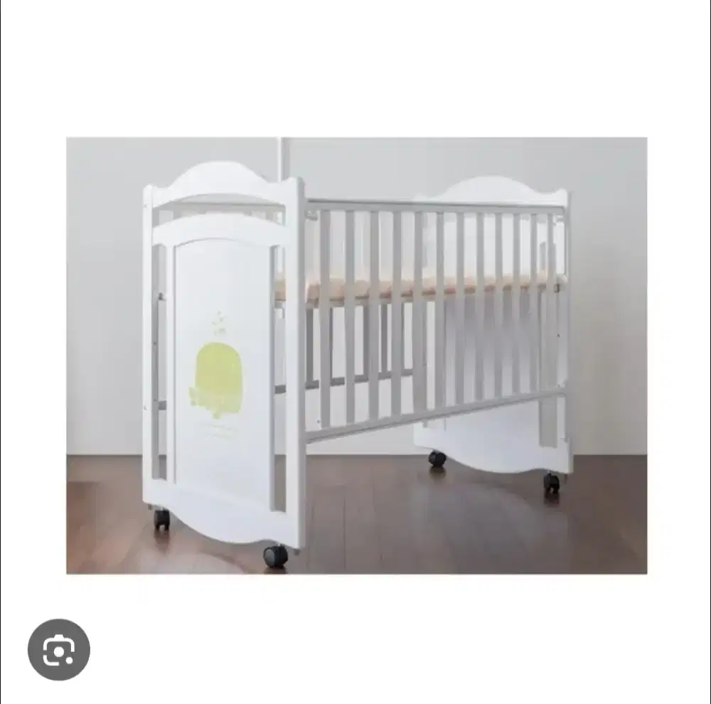 Ranjang kayu little Equi