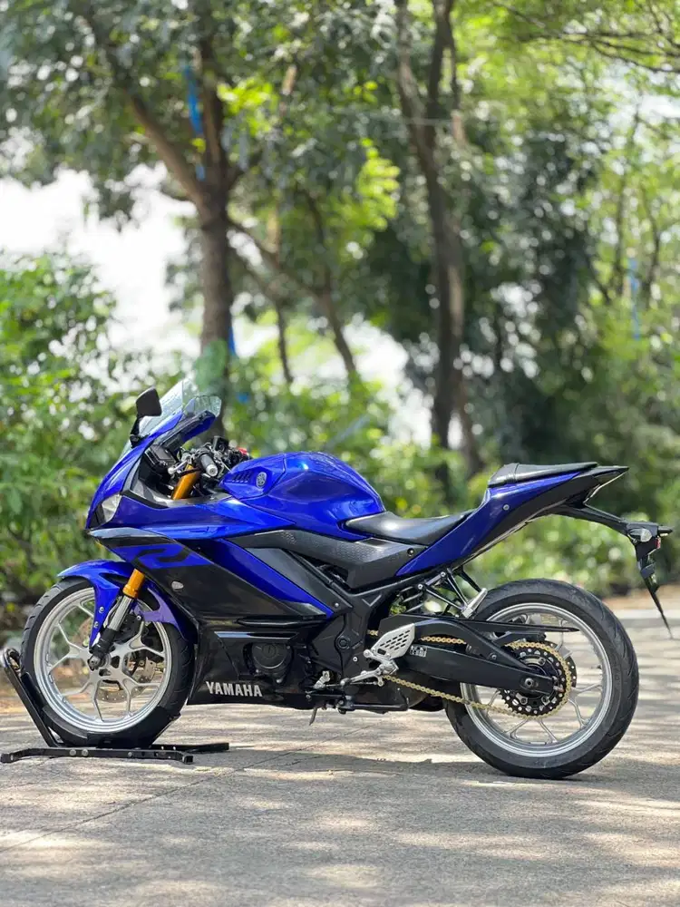 YAMAHA NEW R25 V2 2018 BIRU KM LOW PAJAK PANJANG TANPA PR