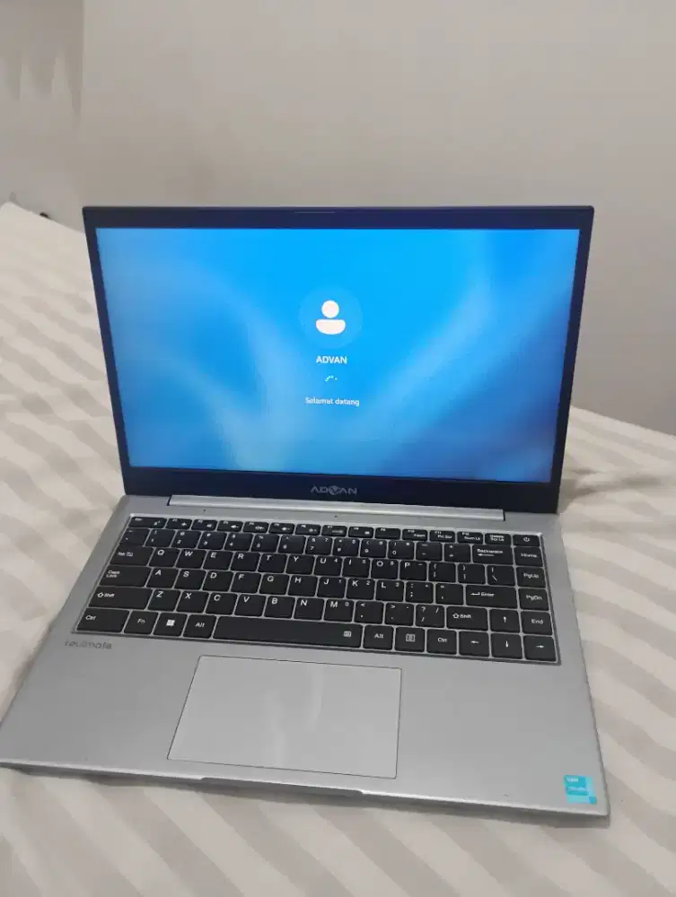 Dijual Laptop Advan Soulmate 1405 Celeron 4020/ Ram 8 GB/ 640 GB SSD
