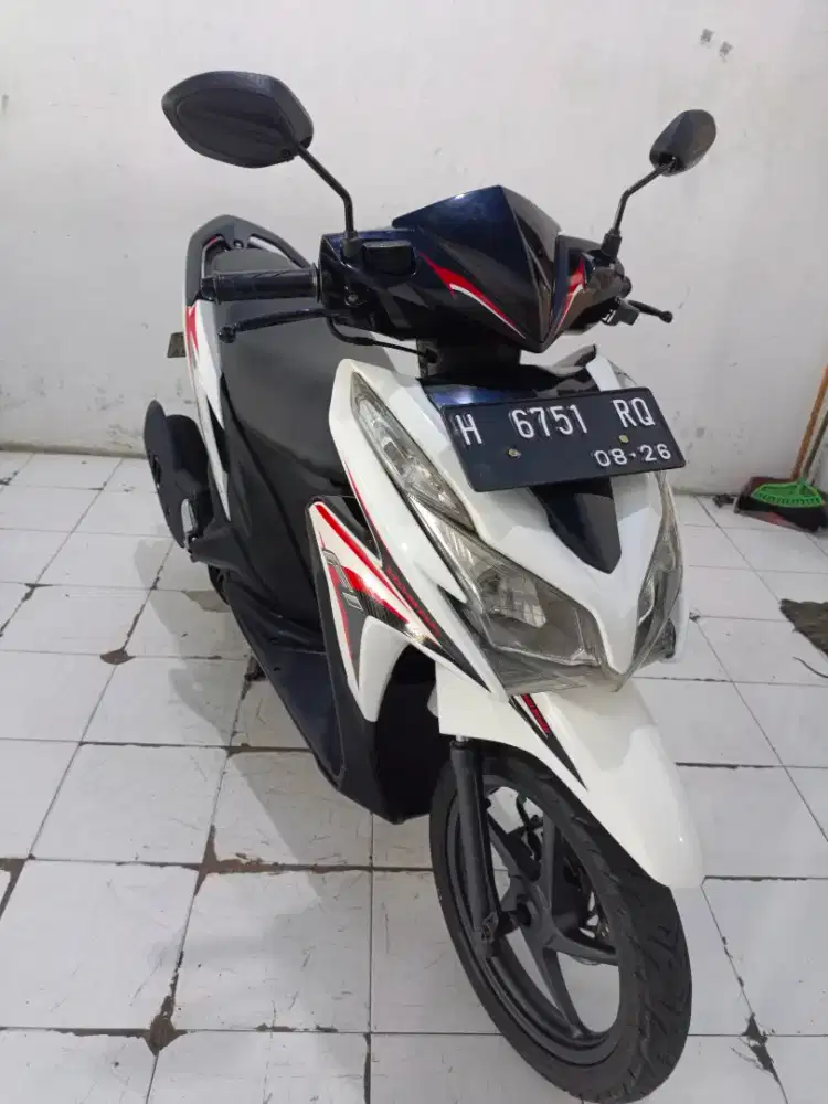vario 125 thn 2013 putih