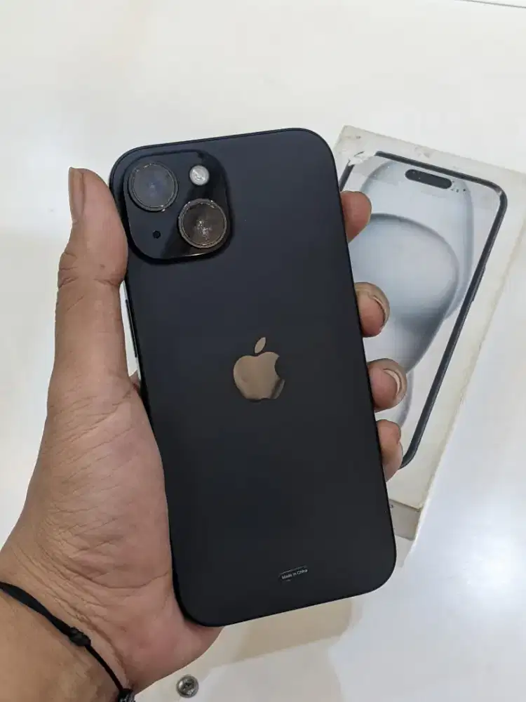 Iphone 15 128GB resmi ID/A