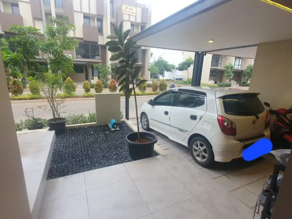 Rumah Tabebuya 3,5 Lantai Full Furnished Strategis Dekat Pusat Perbelanjaan