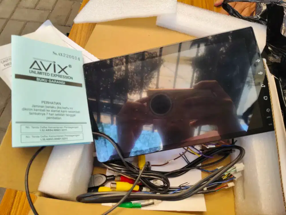 Murah Head unit mobil android 9 inch second msh bagus pakai belum lama