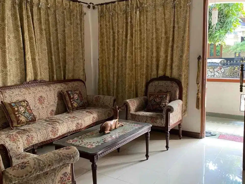 Rumah Hadap Timur Di Pesona Khayangan margonda