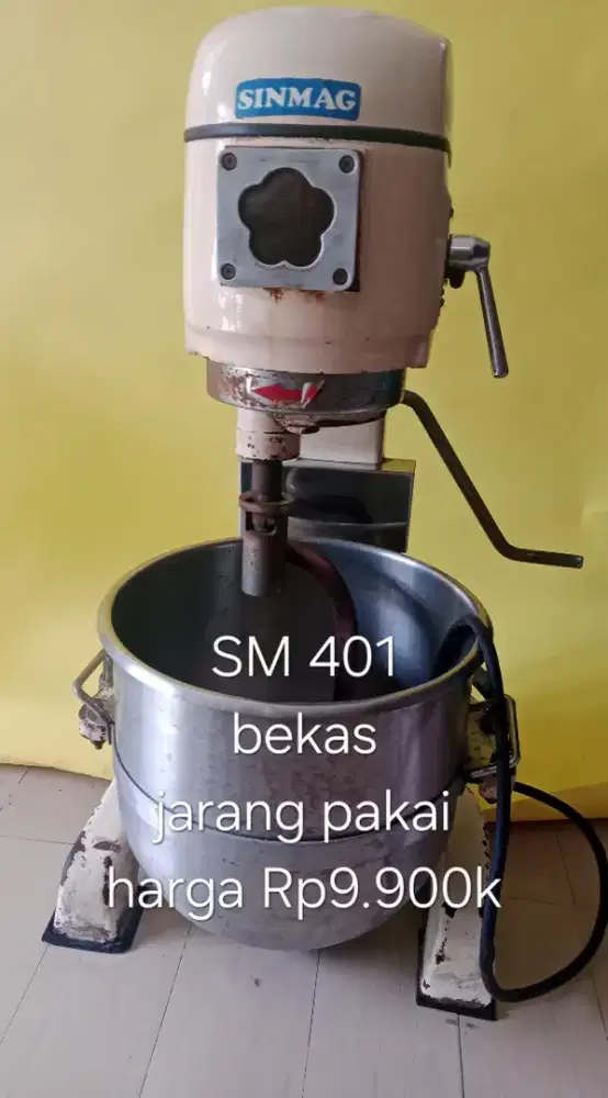 Mixer adukan  SM 401