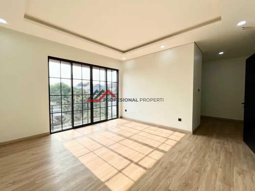 Rumah Baru Dengan Kolam Renang Pribadi Di Cilandak, Jakarta Selatan