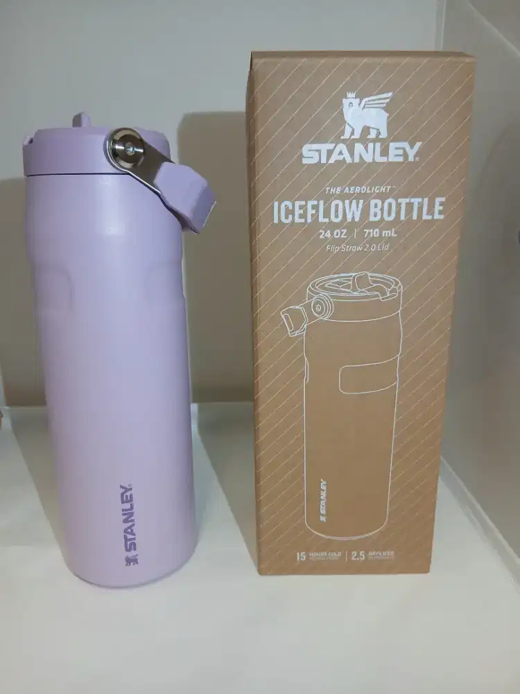 Botol minum premium dari Stanley seri IceFlow