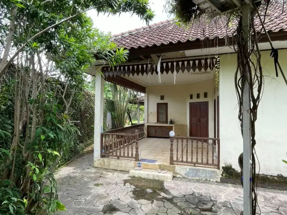 Villa dekat pantai di Montong Lombok Barat