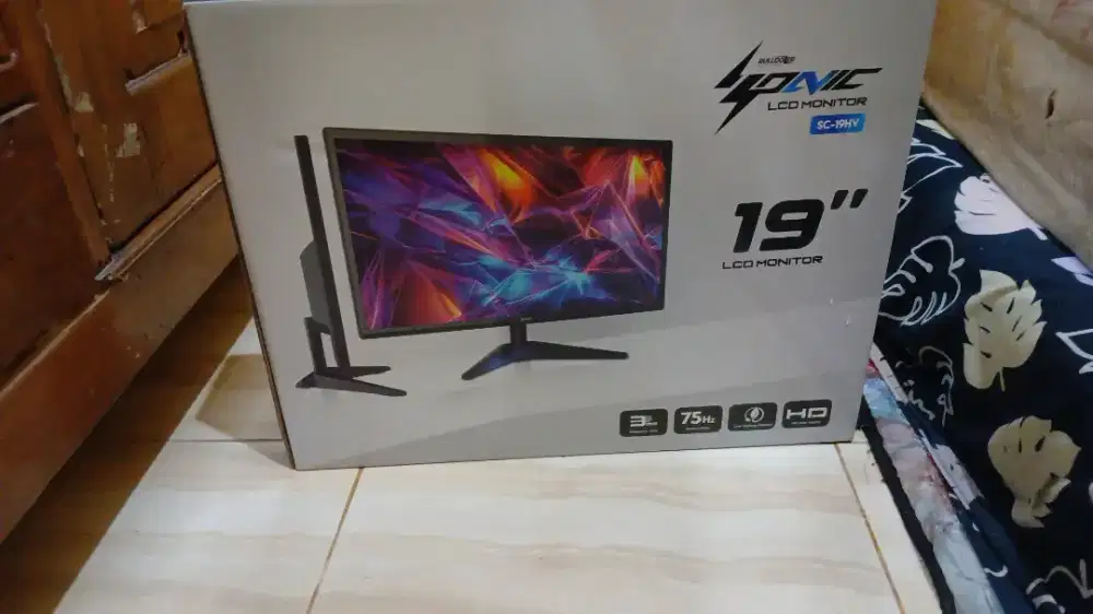 MONITOR BULDOZER SONIC 19 INCHI