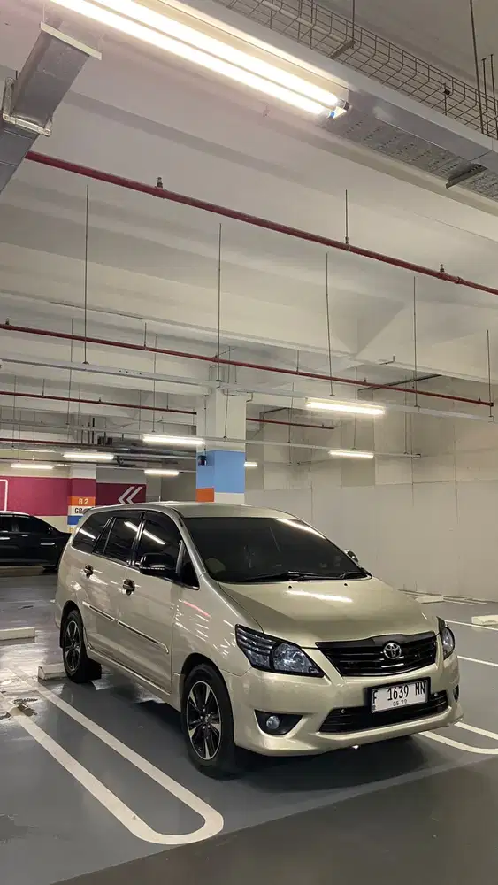 Toyota Kijang Innova 2013 Bensin