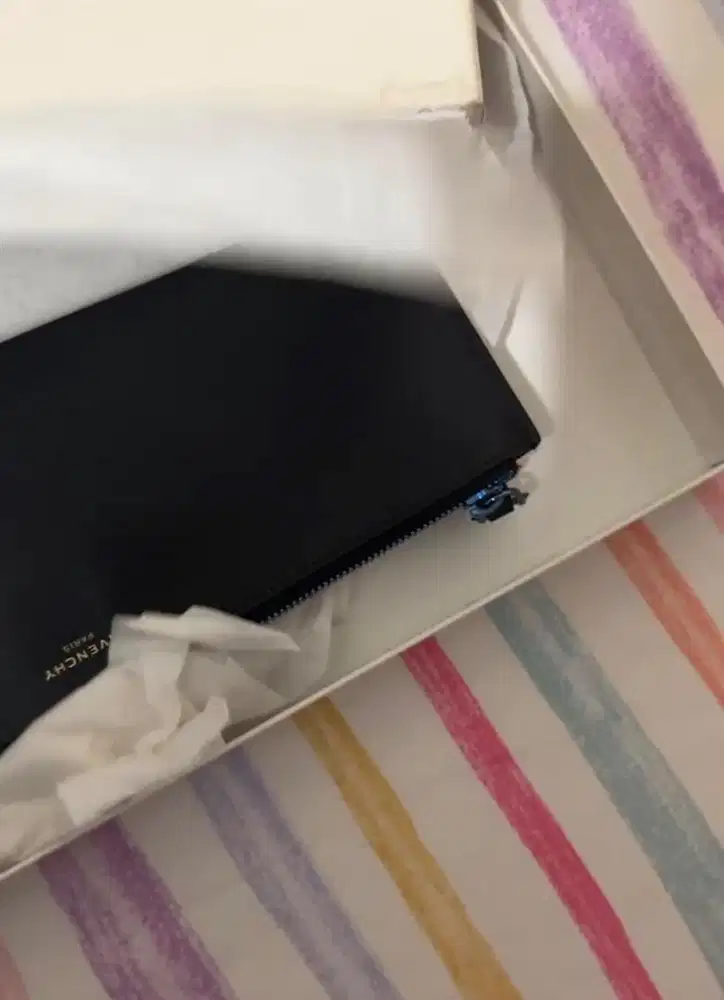 Cluth givenchy pria original