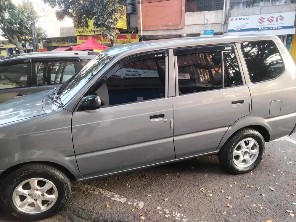 Toyota Kijang 2001 Bensin