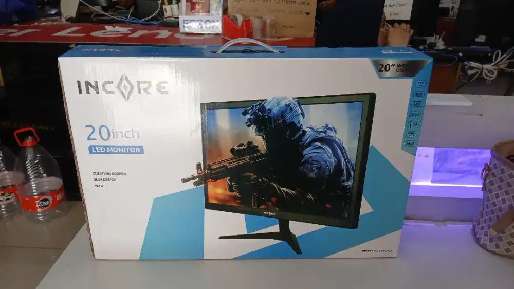 MONITOR INCORE. 20 INCHI