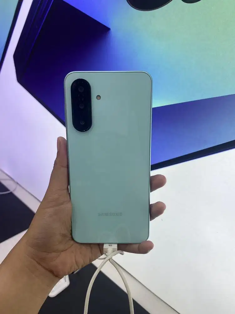 SAMSUNG A26 FREE ADAPTOR