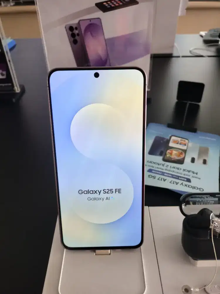 Samsung Galaxy S25 FE | 8/128