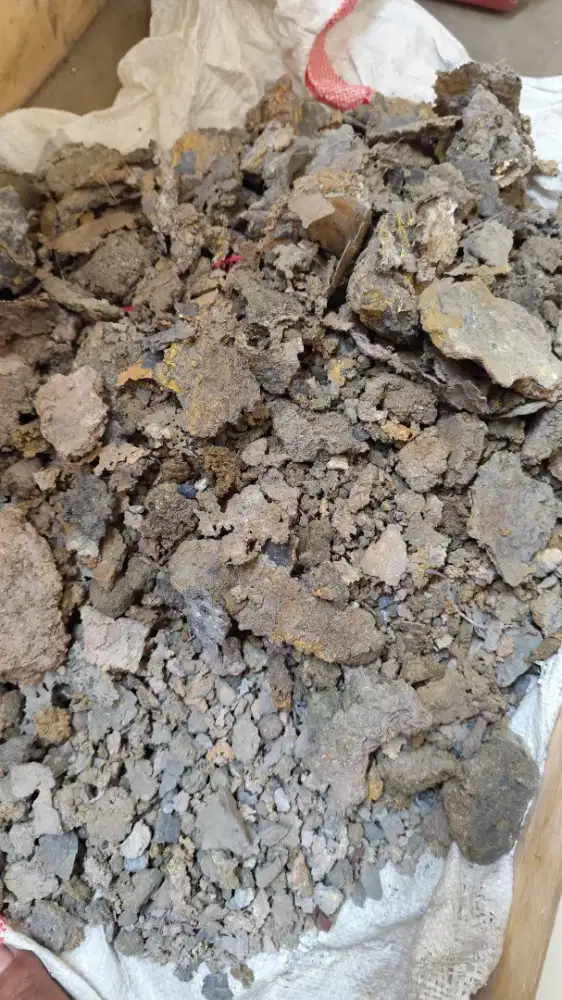 Terak Kuningan (Brass Dross) / Sisa Cor Logam