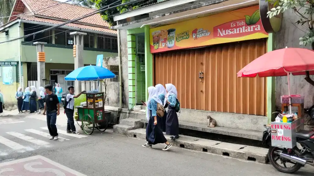 DI KONTRAKAN 2 TAHUN DAGO