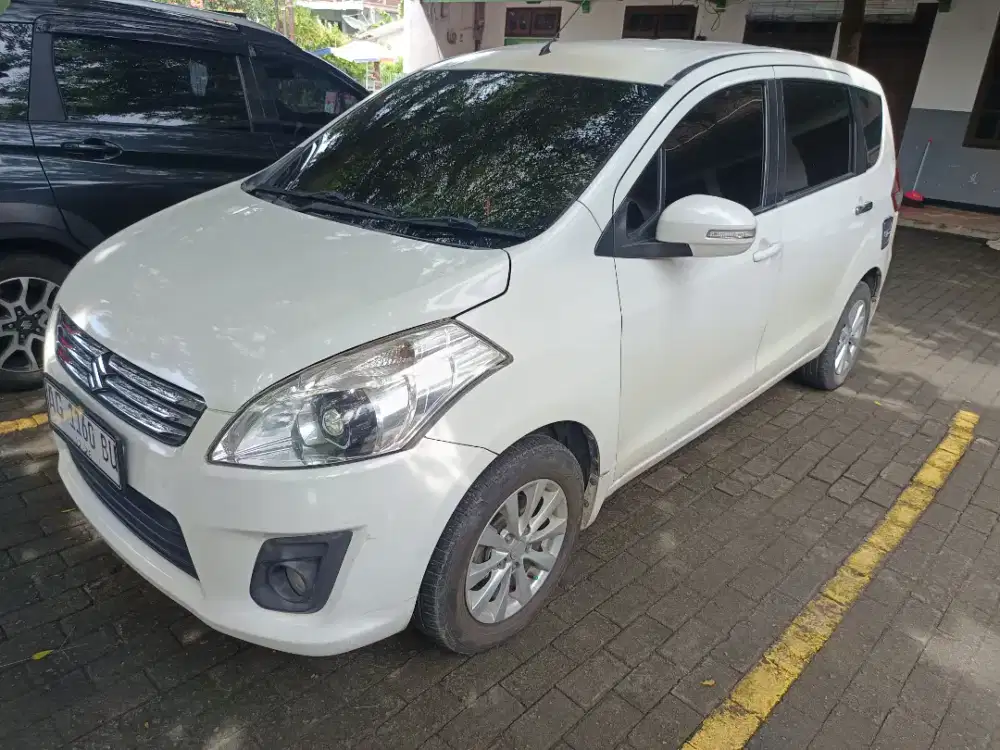 Dijual Ertiga thn 2013 Type GX, pemakaian pribadi