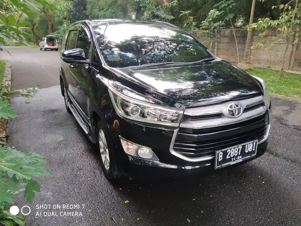 Innova Reborn km 70 ribu tahun 2019 hitam diesel matic tangan pertama