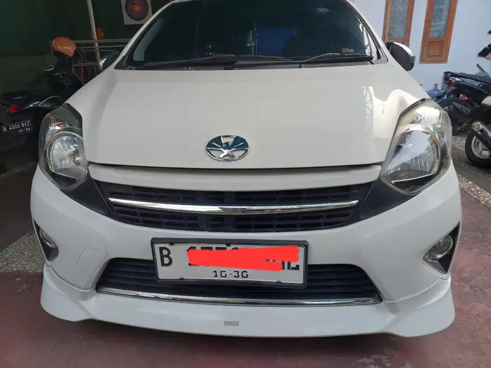 Agya S TRD matic km low