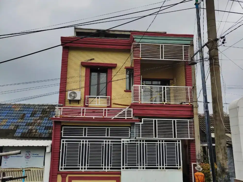 DI JUAL RUMAH DI KOTA BARU DRIYOREJO GRESIK