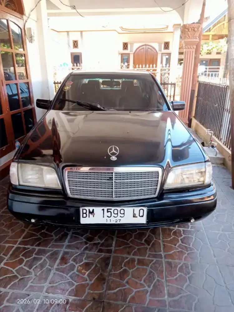 Mercy C200 manual RARE ITEM SPECIAL/ TT ajukan aja