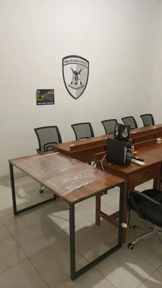 MEJA PREMIUM AESTHETIC 700.000 JADI 557.000 !