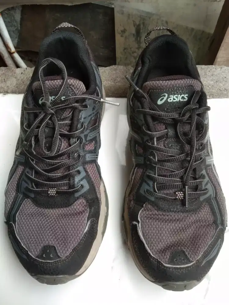 Sepatu Olahraga asics