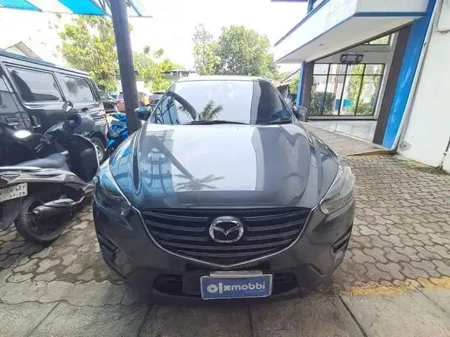 DP MURAH Mazda CX-5 2.5 Grand Touring Bensin-AT 2017 Abu-Abu CBOVB